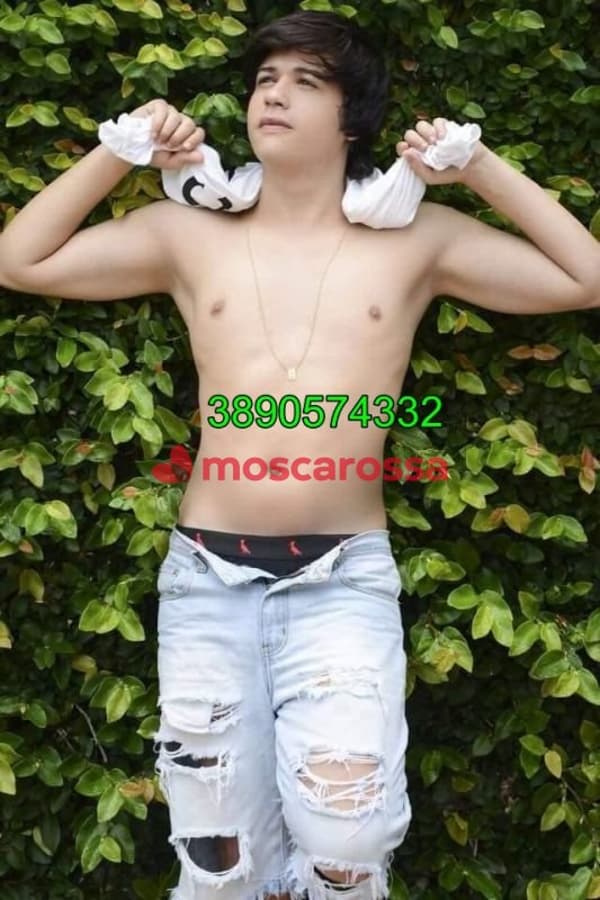 3890574332