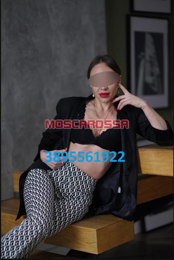 3895561922
