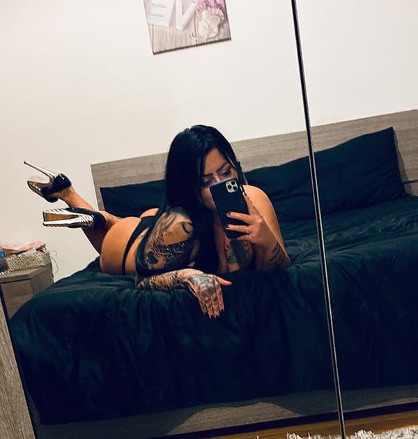 3884556610
