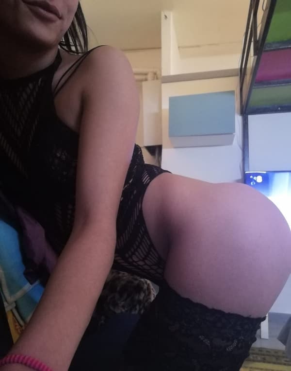 3207933344