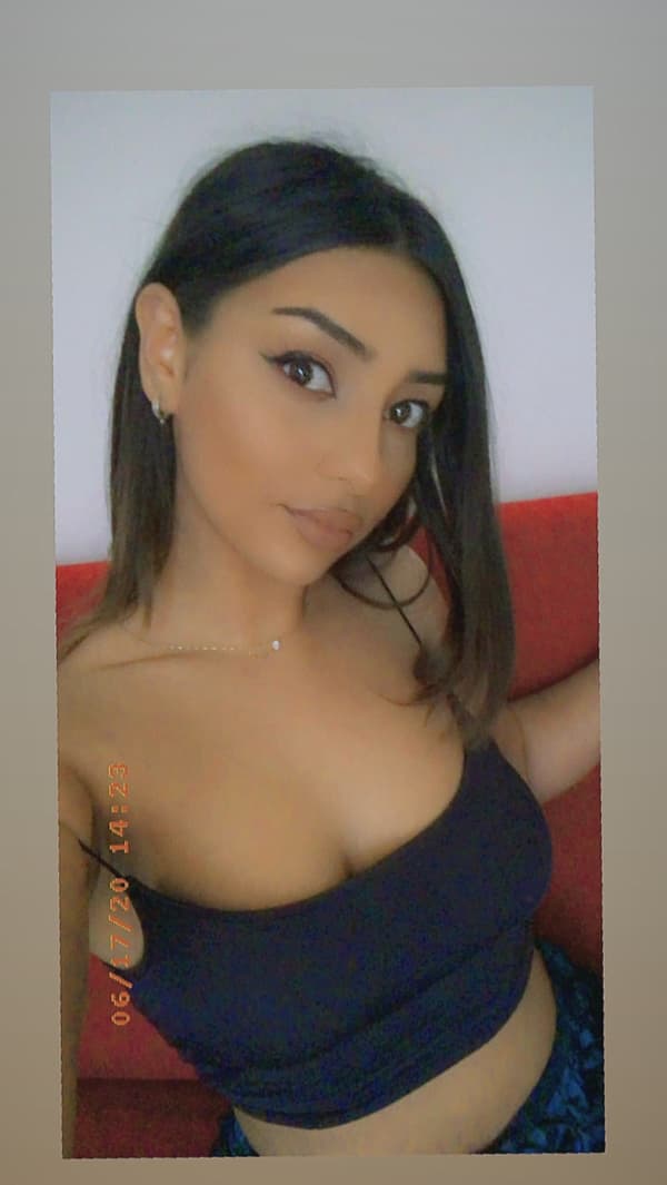 3881914236