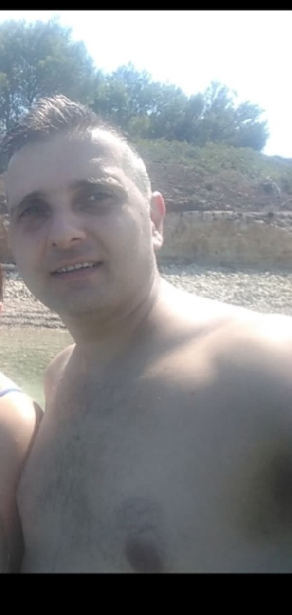 foto 3201594923