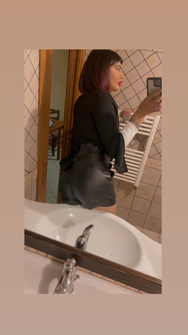 3319793784