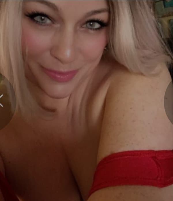 3294262566