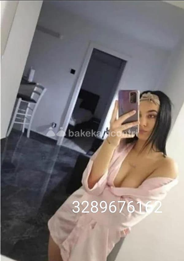3289676162