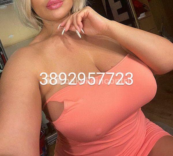 3892957723