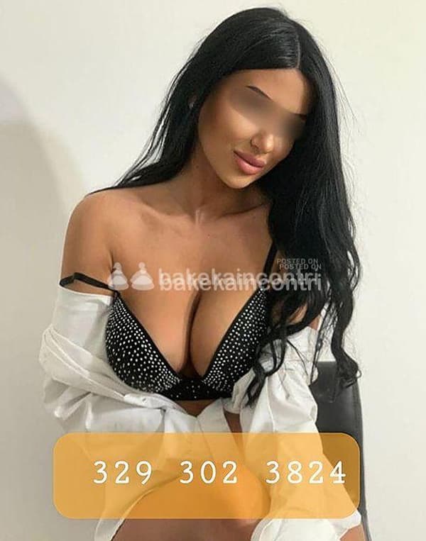 3293023824