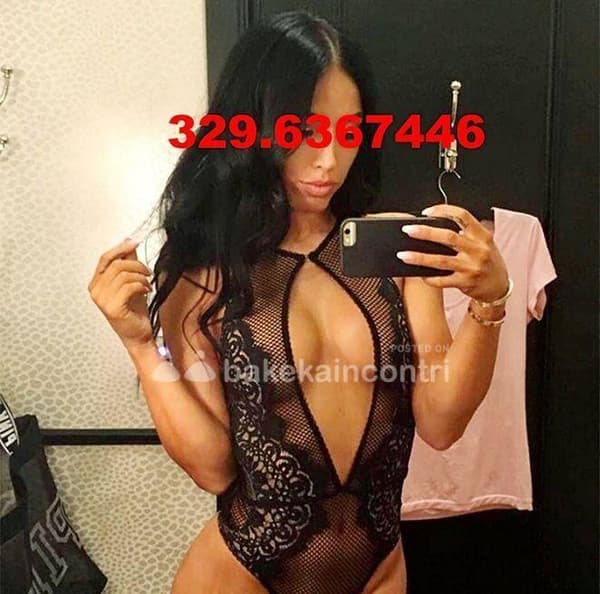 3296367446