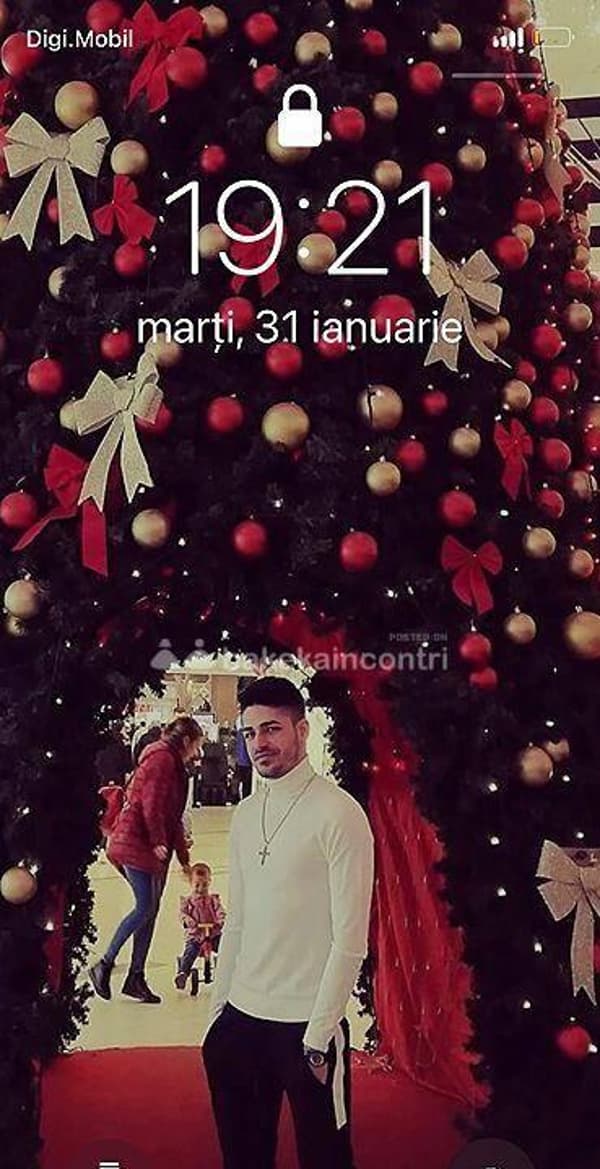 foto 3533334912