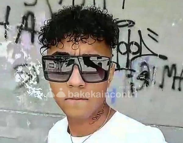 3518850373