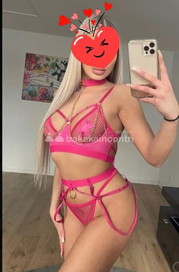 3885628307