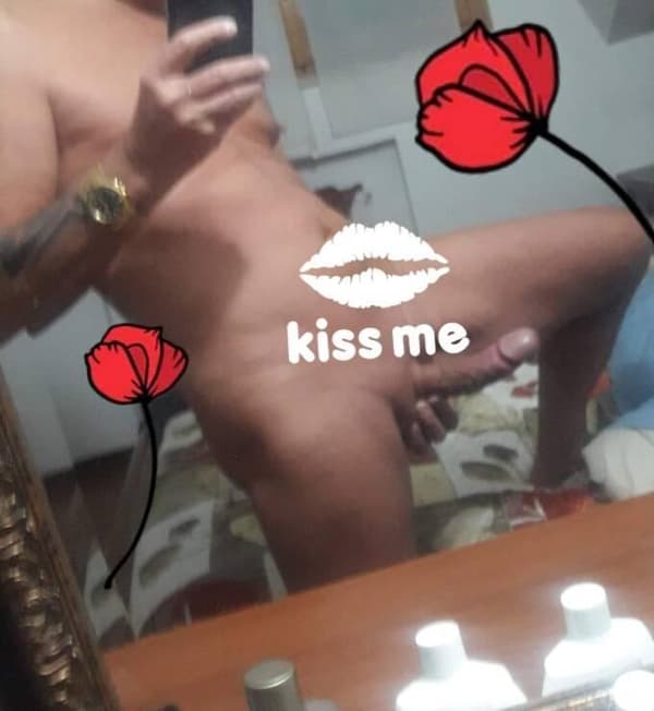 3298858856
