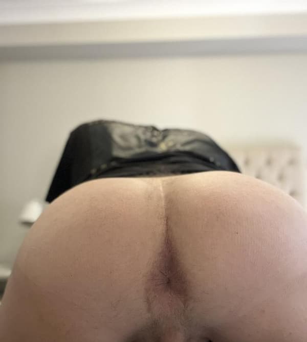 3701568785