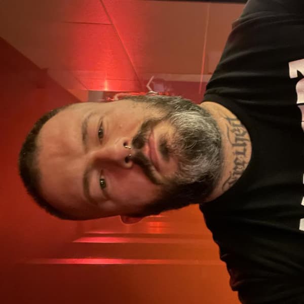 3933770611