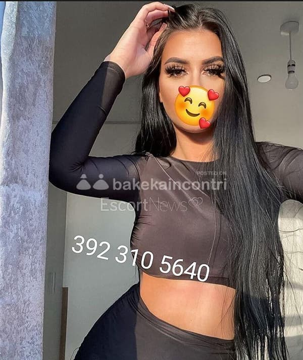 3923105640