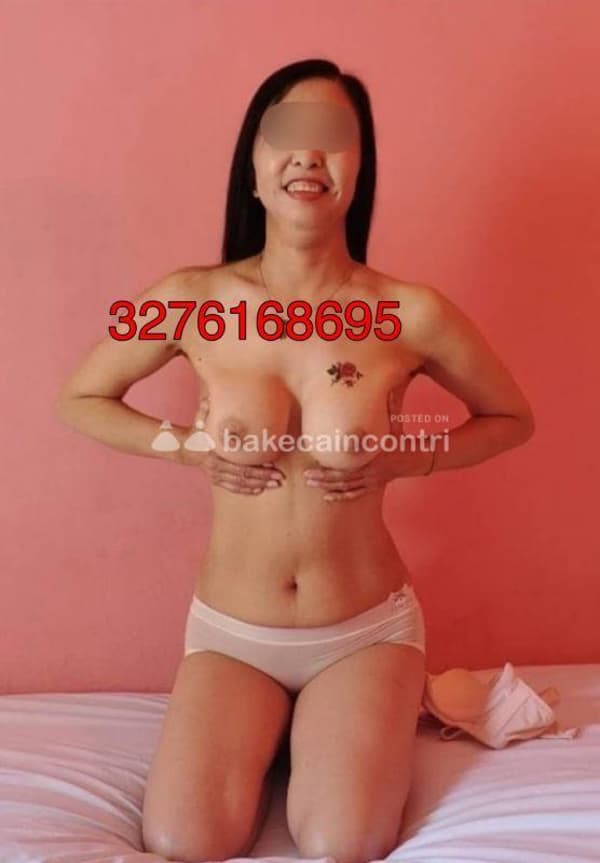 3276168695